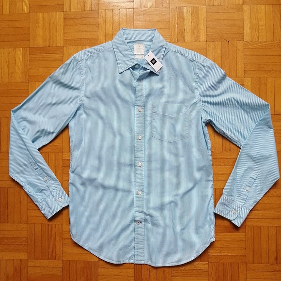 Gap Shirt Small NWT - Picture 1 of 7
